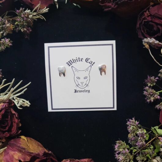 Tooth Studs